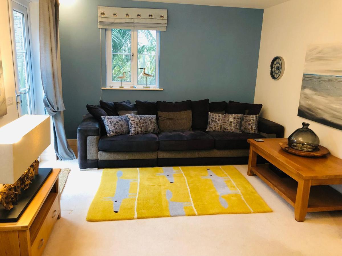 Starfish Cottage- Private Beach Access- Dog Friendly 찰스타운 외부 사진