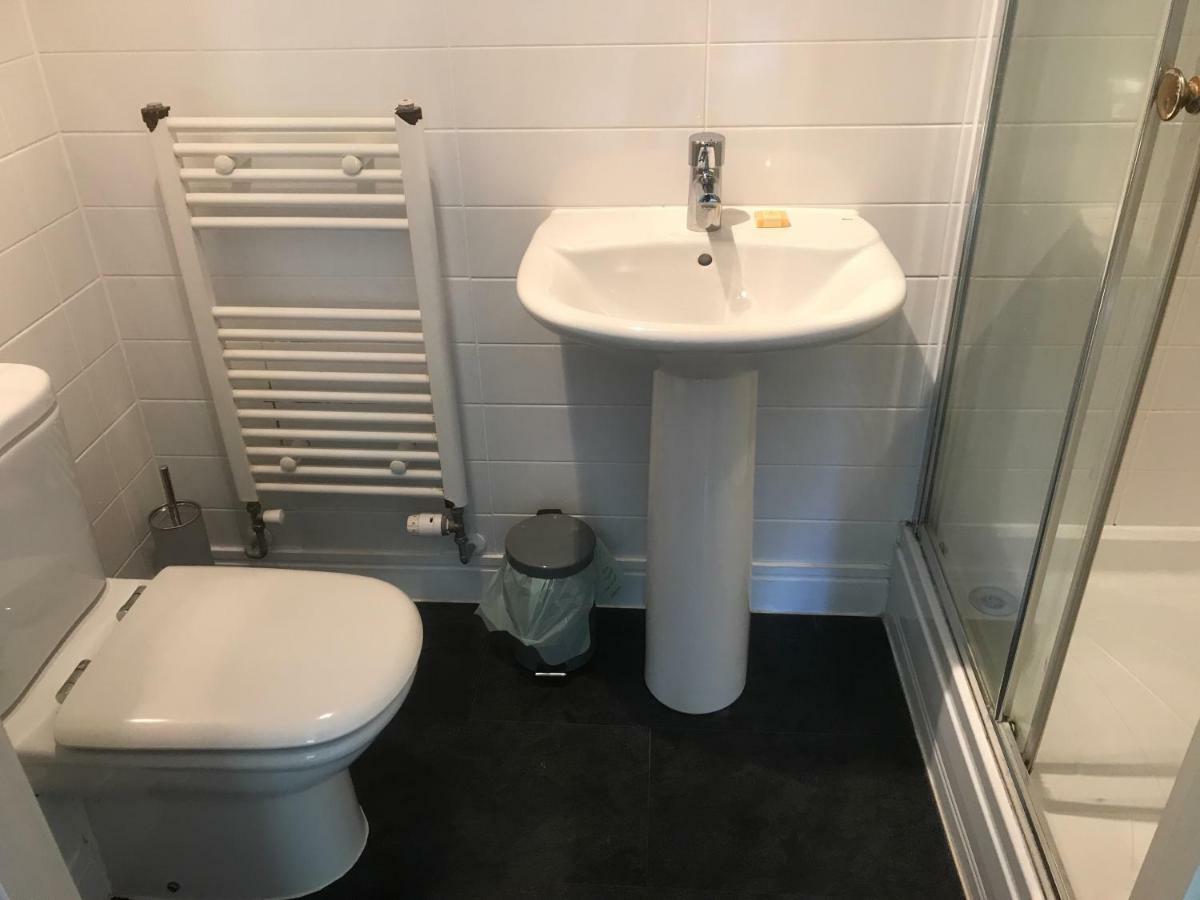 Starfish Cottage- Private Beach Access- Dog Friendly 찰스타운 외부 사진